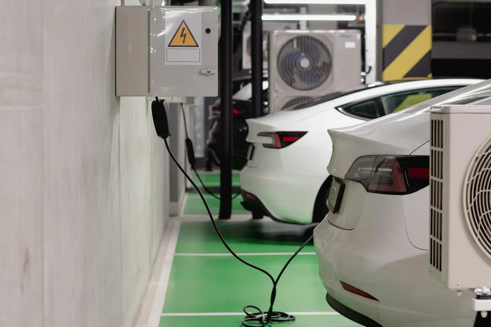 Installer une borne de recharge IRVE à Senlis : aides 2026 + tarifs